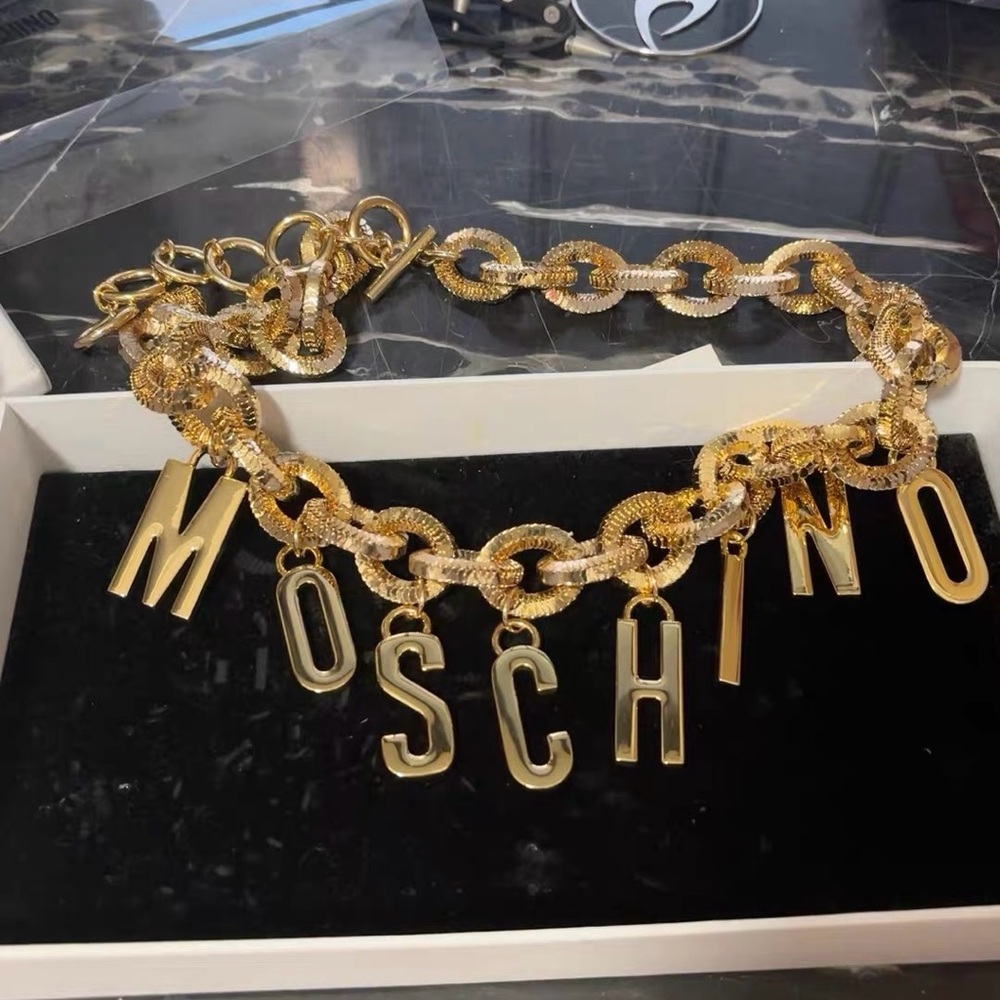 Moschino Gold Chain Plated Belt T25062303